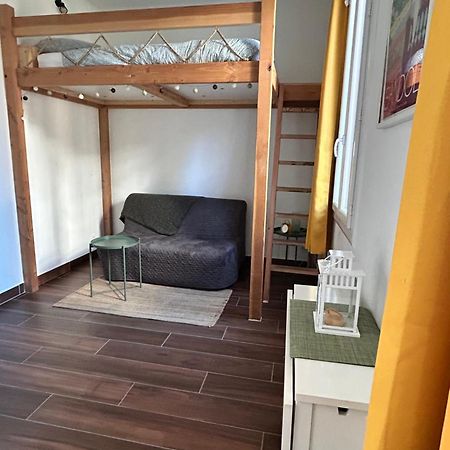 Agreable Studio Renove Avec Place De Parking 邦多勒 外观 照片